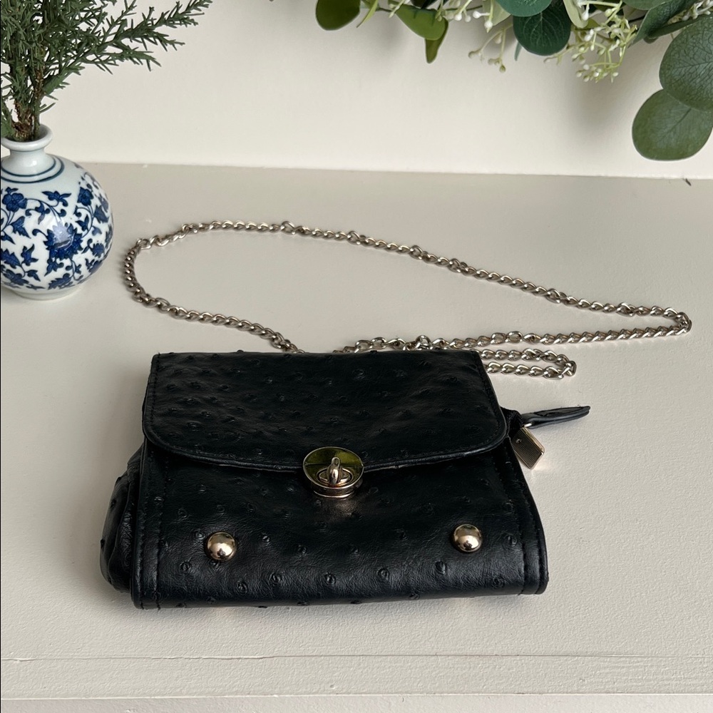 Elegant Black Chain Strap Bag